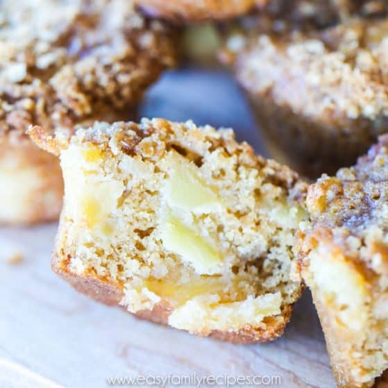 BEST Apple Cinnamon Muffins recipe ever!