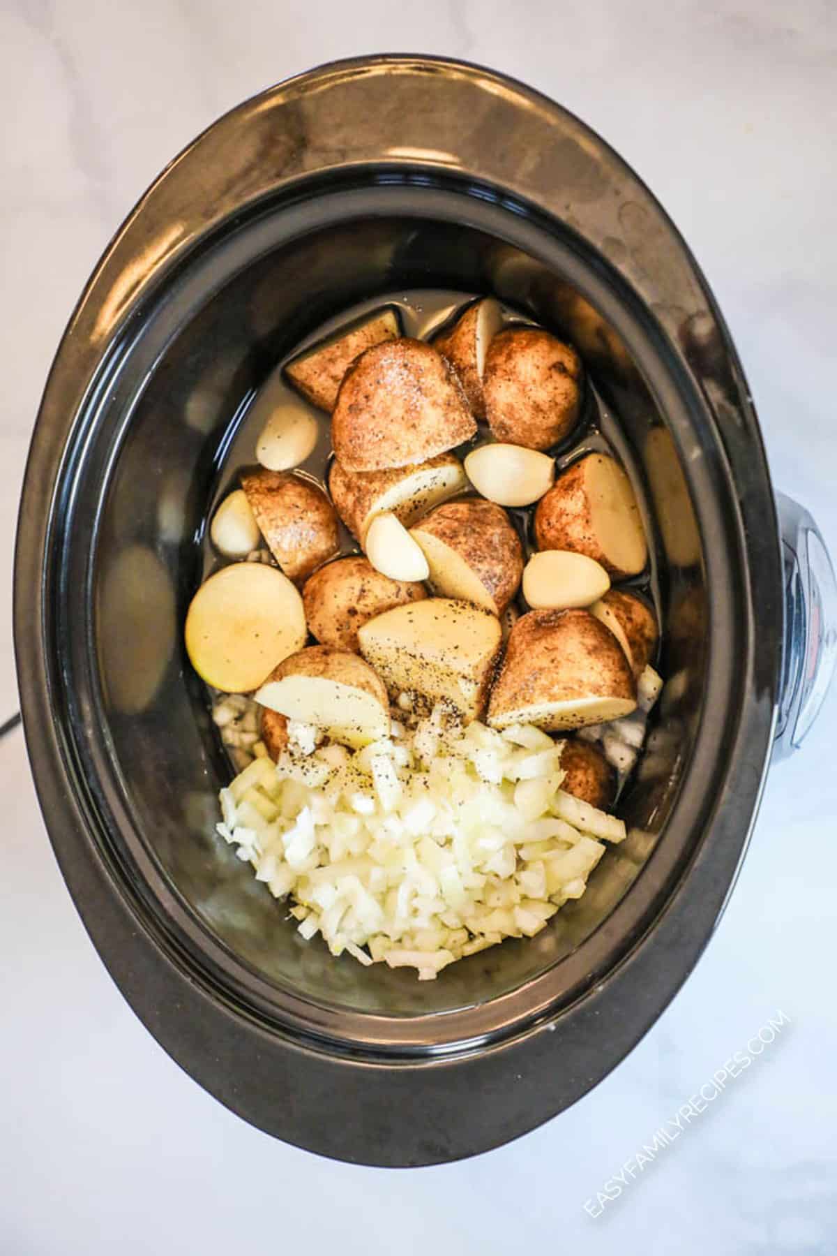 Crock Pot Loaded Baked Potato Soup · Easy Family Recipes