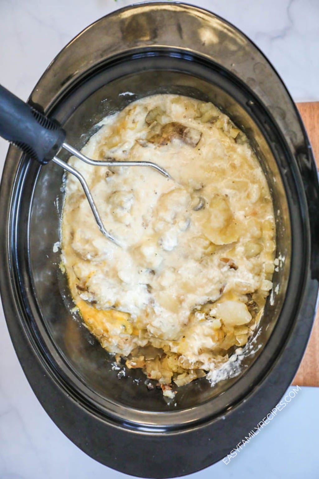 Crock Pot Loaded Baked Potato Soup · Easy Family Recipes