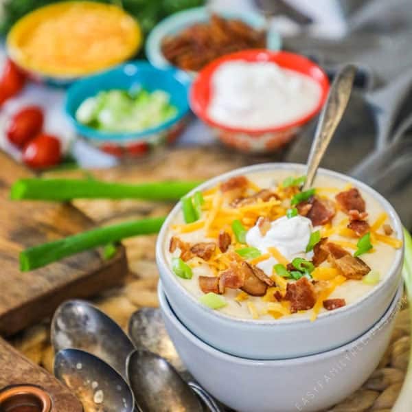 Loaded Baked Potato Soup Crock Pot Recipe • Food Folks and Fun