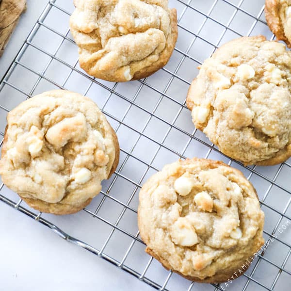 White Chocolate Macadamia Cookies