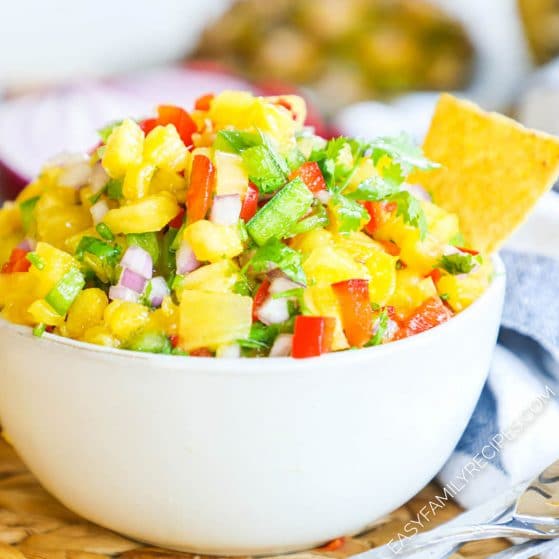 Fresh pineapple salsa with chips