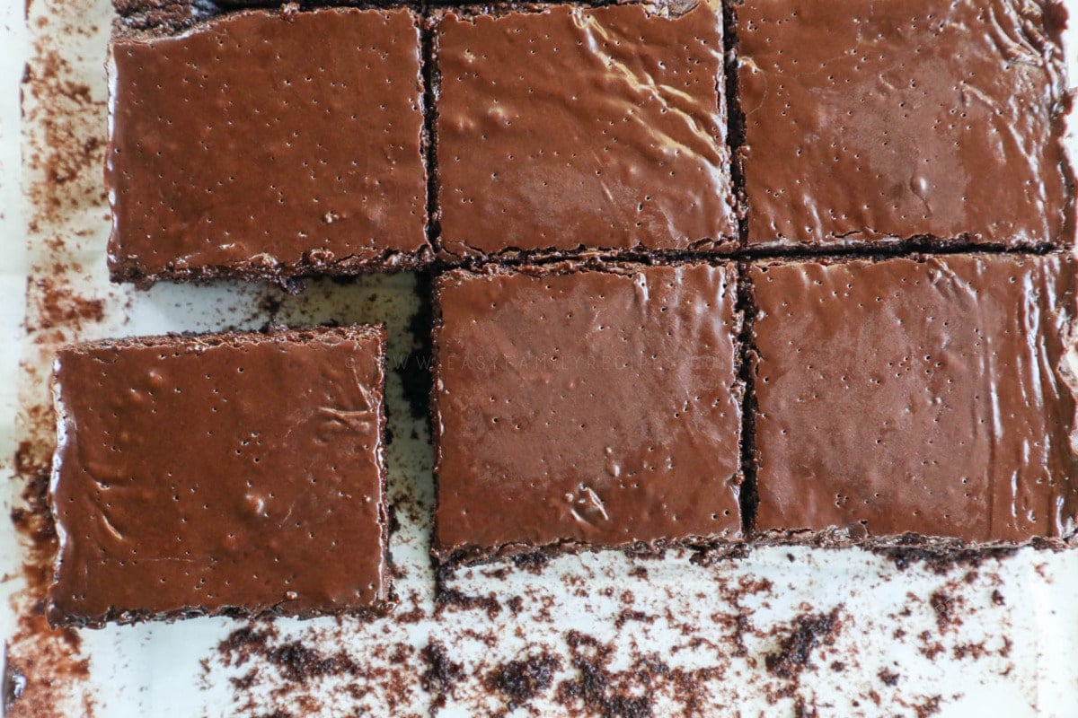 finished fudge brownies that are sliced