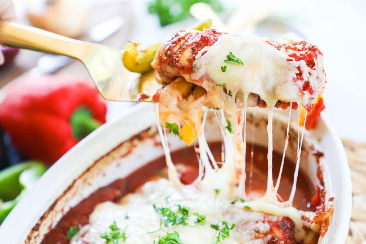One Pan Baked Chicken and Peppers - Easy Family Recipes