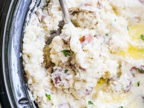 https://easyfamilyrecipes.com/wp-content/uploads/2023/05/Crockpot-Mashed-Potatoes-Recipe-500x375.jpg