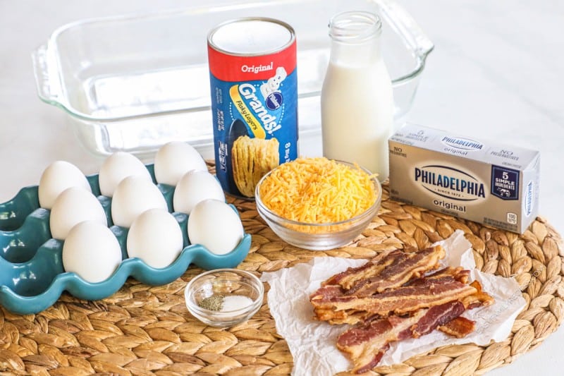Breakfast Casserole with Biscuits · Easy Family Recipes