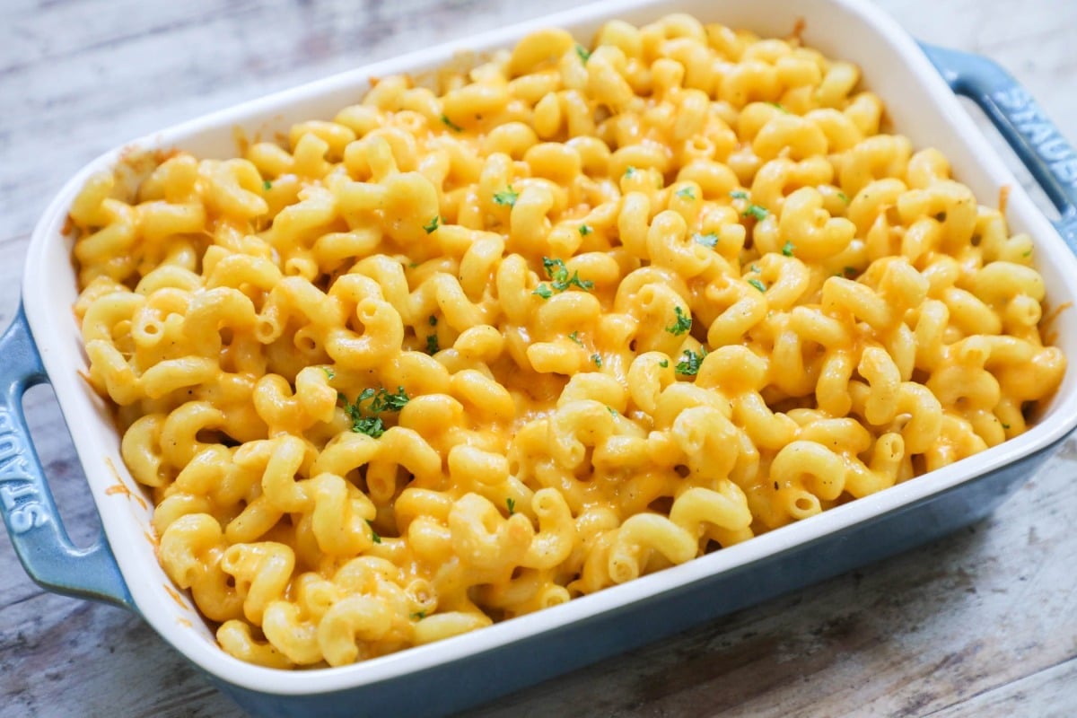 Baked macaroni and cheese in a dish