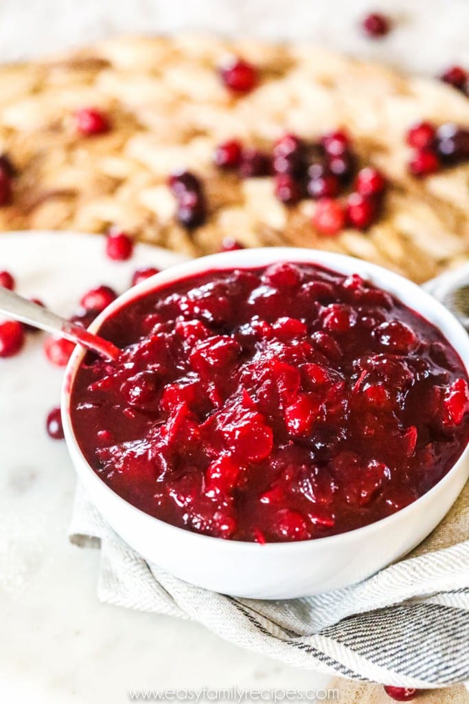 Creanberry sauce to be served with ham dinner