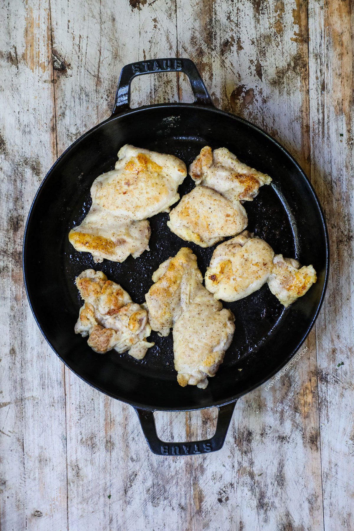 Tuscan Chicken Thigh Skillet · Easy Family Recipes