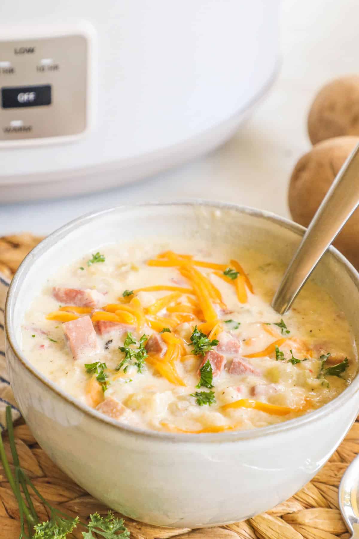 What To Serve With Ham For Christmas Dinner Easy Family Recipes what-to-serve-with-ham-for-christmas-dinner-easy-family-recipes
