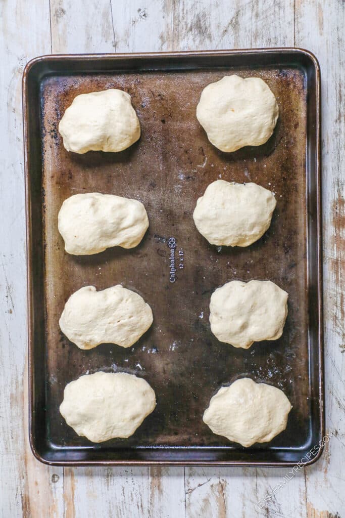 How to Make Chicken Pillows Step 3: Roll up crescent rolls into a ball and roll in bread crumbs.
