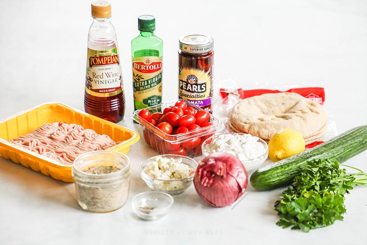 Ingredients for chicken pita recipe.