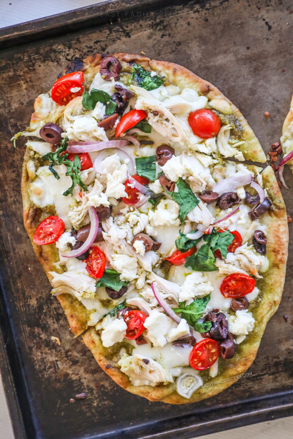 Mediterranean Flatbread with Chicken · Easy Family Recipes