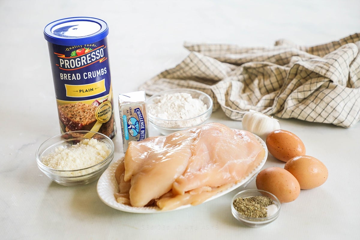 Ingredients for baked chicken cutlets